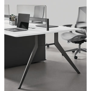 4 Person Benching Workstation with Glass Privacy Panel